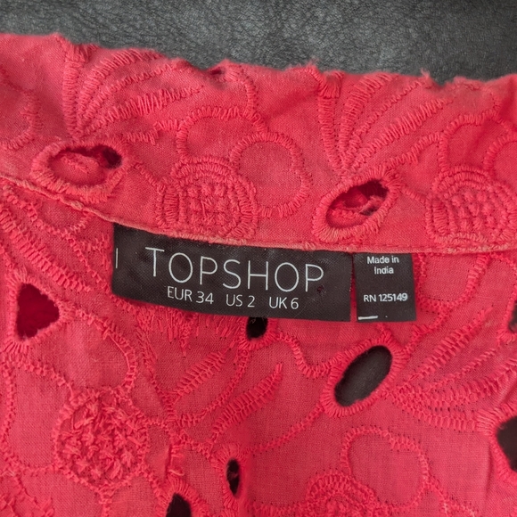 Topshop Red Eyelet Fit & Flare Dress – US 2 ❤️ - Picture 4 of 5